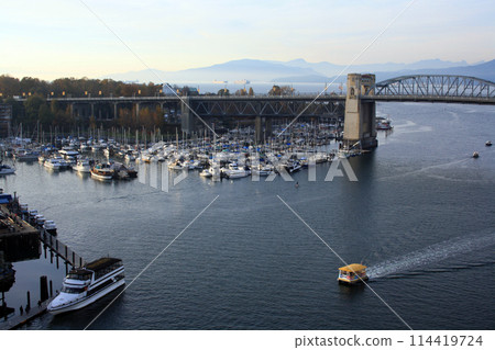 Burrard Bridge over False Creek in Vancouver, British Columbia, Canada Burrard Bridge over False Creek in Vancouver, British Columbia, Canada 114419724
