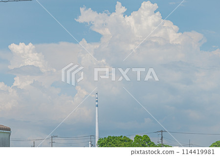 日本夏日的天空 114419981