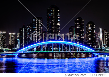 東京夜晚的隅田川 114419998