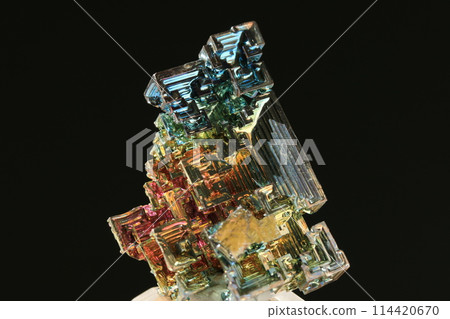 Bismuth artificial crystal 114420670