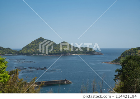 View of Nigishima Bay and Tategasaki from Tarosaka Square [Kumano City, Mie Prefecture] 114421194