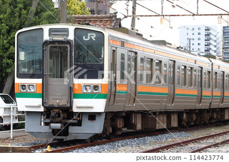 前往桑義鐵道的舊JR東海211系列5000系列 114423774