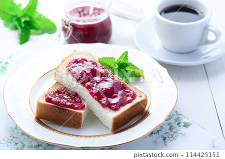 草莓醬吐司 草莓醬吐司 114425151