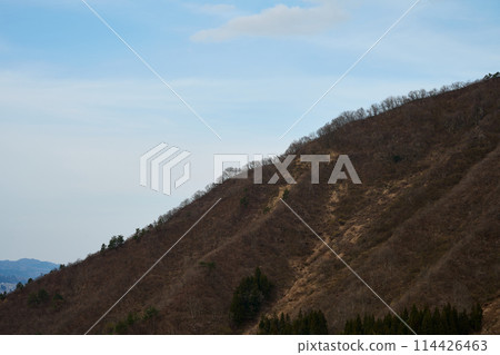 早春山景 114426463