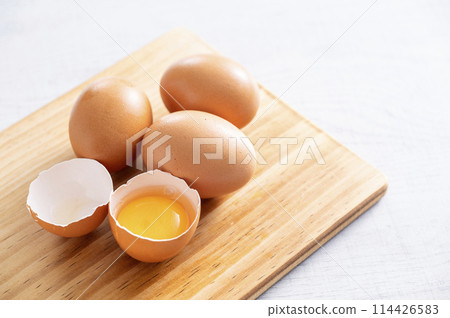 Raw egg Raw egg 114426583