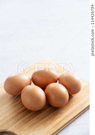 生雞蛋 生雞蛋 114426784