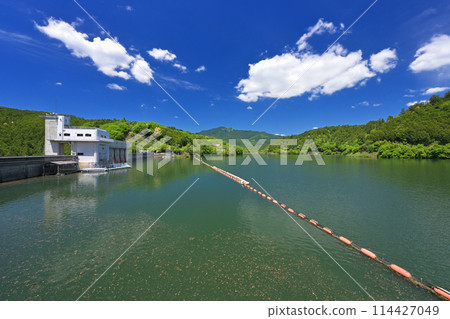 Lake Tsuburo (Yoshino Town, Yoshino District, Nara Prefecture) 114427049