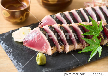 Seared bonito Seared bonito 114427486