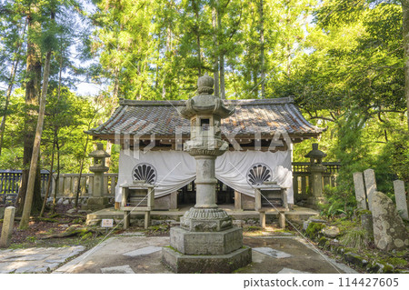 Kuramadera Temple Okunoin Demonou 114427605
