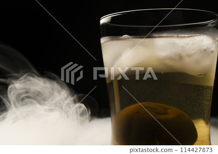 Plum wine, cold, smoked 114427873