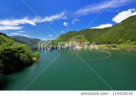 大瀧水庫大瀧龍神湖上游（奈良縣吉野郡川上村） 114428216