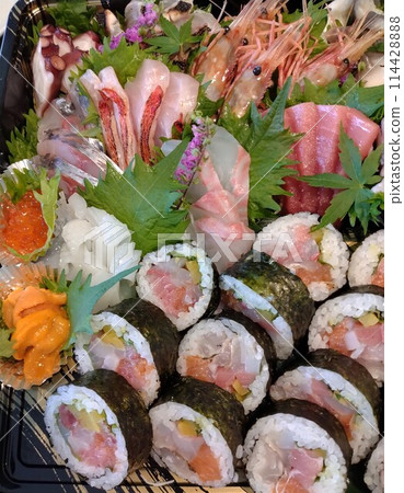 Japanese cuisine, Seafood cuisine 114428888