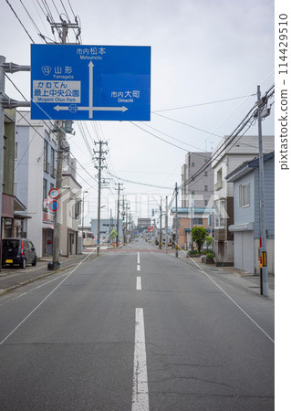 Scenery around Shinjo Station (Shinjo City, Yamagata Prefecture) Scenery around Shinjo Station (Shinjo City, Yamagata Prefecture) 114429510
