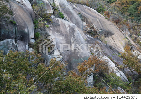 Megaliths on the Setouchi Islands 114429675