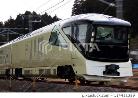 TRAIN SUITE Shikishima 114431389