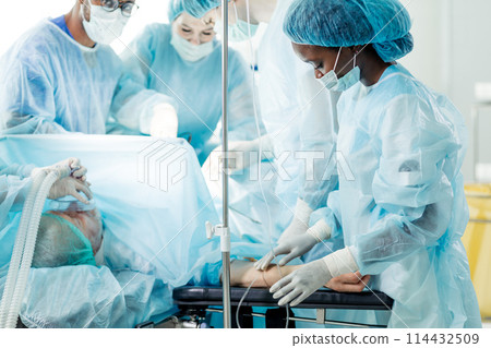 medical practitioners completing a surgical internship and residency medical practitioners completing a surgical internship and residency 114432509