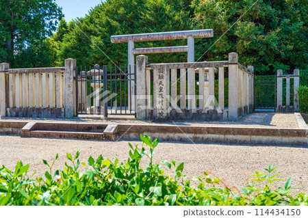 Ukyo Ward, Kyoto City, Mausoleum of Emperor En'yu, the 64th Emperor Ukyo Ward, Kyoto City, Mausoleum of Emperor En'yu, the 64th Emperor 114434150