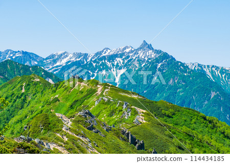 Climbing Mt. Tsubaku in summer (Yarigatake seen from Tsubame-sanso) 114434185