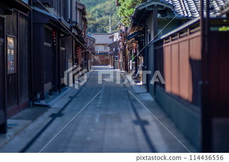 福井縣小浜市桑町町的歷史街景照片。 福井縣小浜市桑町町的歷史街景照片。 114436556