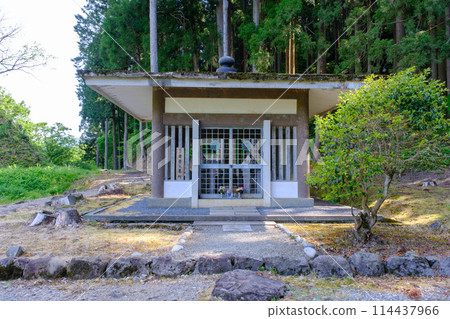 一乘谷朝倉氏遺址 永林塚朝倉高影墳墓 114437966