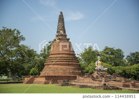 THAILAND AYUTTHAYA WAT WORACHETTHARAM THAILAND AYUTTHAYA WAT WORACHETTHARAM 114438951