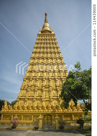 THAILAND AYUTTHAYA WAT PHAI LOM THAILAND AYUTTHAYA WAT PHAI LOM 114439009