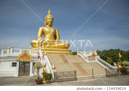 THAILAND AYUTTHAYA WAT PHAI LOM THAILAND AYUTTHAYA WAT PHAI LOM 114439019