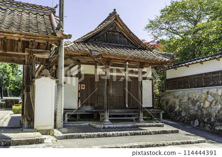 Honzanji Temple Jizo Hall, Misaki Town, Okayama Prefecture 114444391