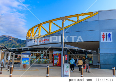 Ashigara Service Area on the Tomei Expressway in Shizuoka Prefecture 114446045