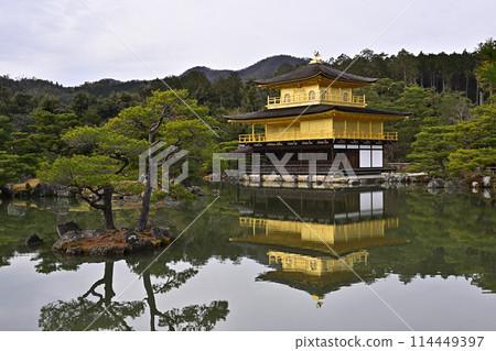 Kinkakuji (Kaenji temple) Shara and Mirako pond Kinkakuji (Kaenji temple) Shara and Mirako pond 114449397