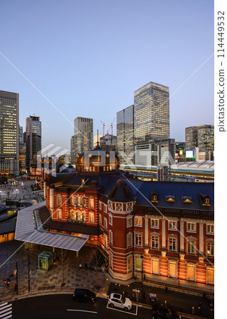 Tokyo Station Marunouchi Station building 114449532