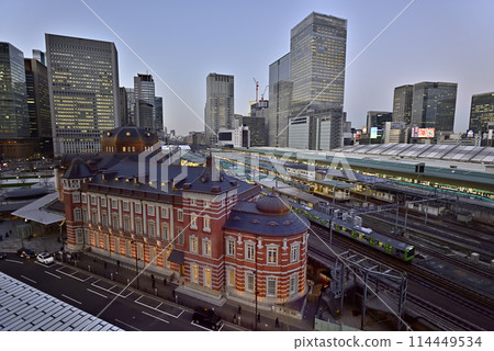 Tokyo Station Marunouchi Station building 114449534