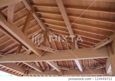 Wooden frame 114449722