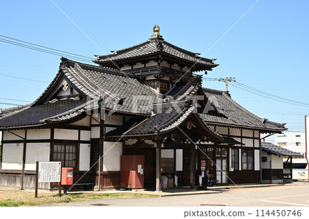 Inami Town Products Exhibition Hall (former Inami Station building) Inami Town Products Exhibition Hall (former Inami Station building) 114450746