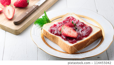 草莓醬吐司 草莓醬吐司 114455042