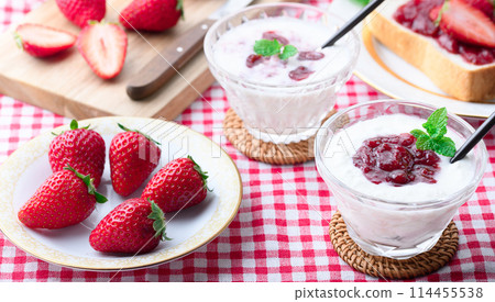 草莓醬優格 114455538