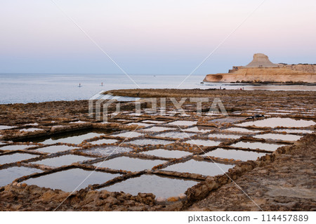 Saltpans - Marsalfron 114457889