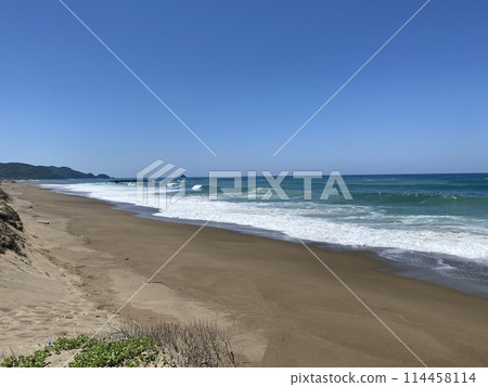 藍天和藍色的大海 114458114