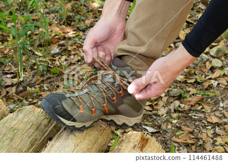 登山鞋（健行鞋）鞋帶如何綁 114461488