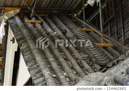Kumamoto Castle's Uto Tower being dismantled after damage caused by the Kumamoto earthquake Kumamoto Castle's Uto Tower being dismantled after damage caused by the Kumamoto earthquake 114462983