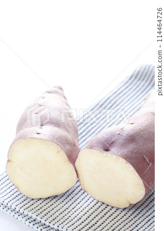 Cut sweet potatoes 114464726