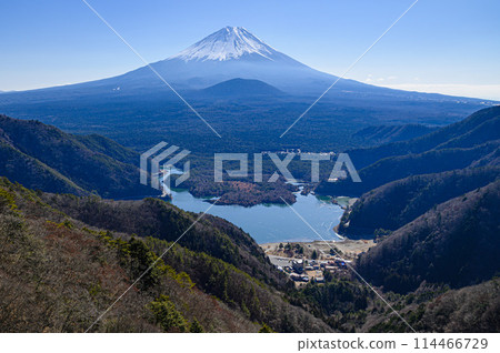 Mount Fuji and Lake Shojiko as seen from Mikatabunzan 114466729
