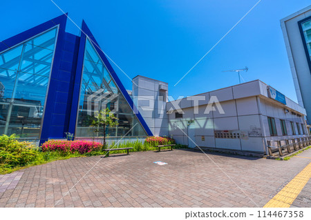 Fujisawa cityscape in Japan, overlooking Odakyu Shonandai Station and other areas Fujisawa cityscape in Japan, overlooking Odakyu Shonandai Station and other areas 114467358