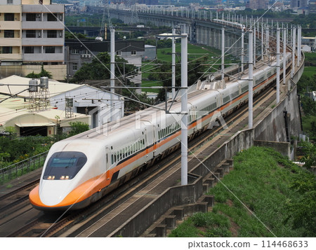 Taiwan High Speed Rail 700T Kuaiguan at the High Speed Rail Scenic Bridge 114468633