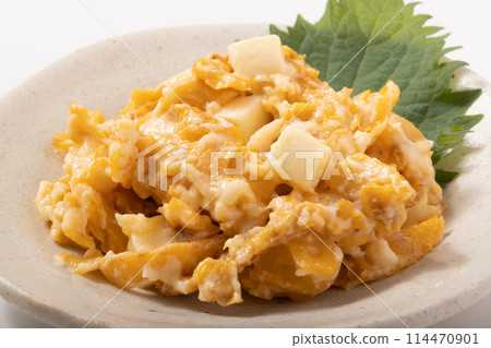 Scallop cheese (dressed with clam cheese) 114470901