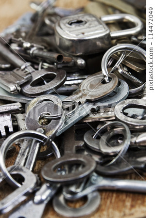 Heap of different old keys for door Heap of different old keys for door 114472049