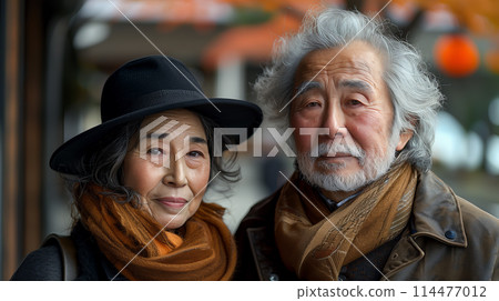 A portrait of happy senior Japanese couple 114477012