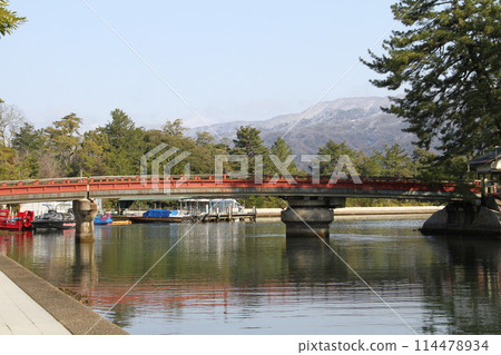 日本三大風景之一的京都天橋立的春天景色 114478934