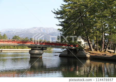 日本三大風景之一的京都天橋立的春天景色 114478937