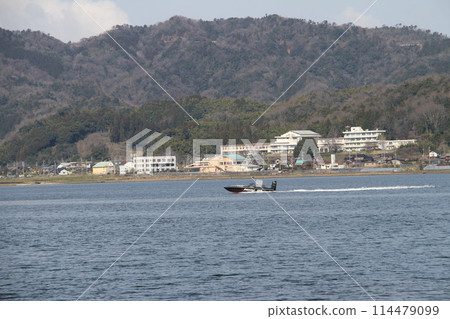 日本三大風景之一的京都天橋立的春天景色 日本三大風景之一的京都天橋立的春天景色 114479099